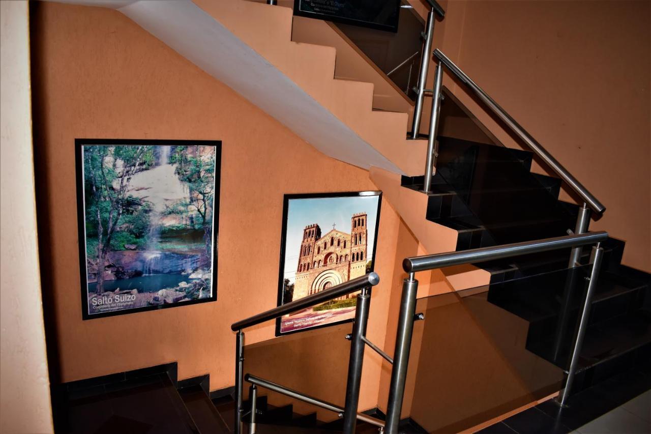 Musa Hotel Виярика Екстериор снимка